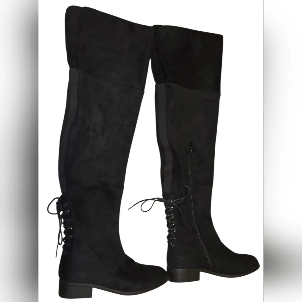 Chelsea Moreland Bizzy Over the knee Details below like new 7M
